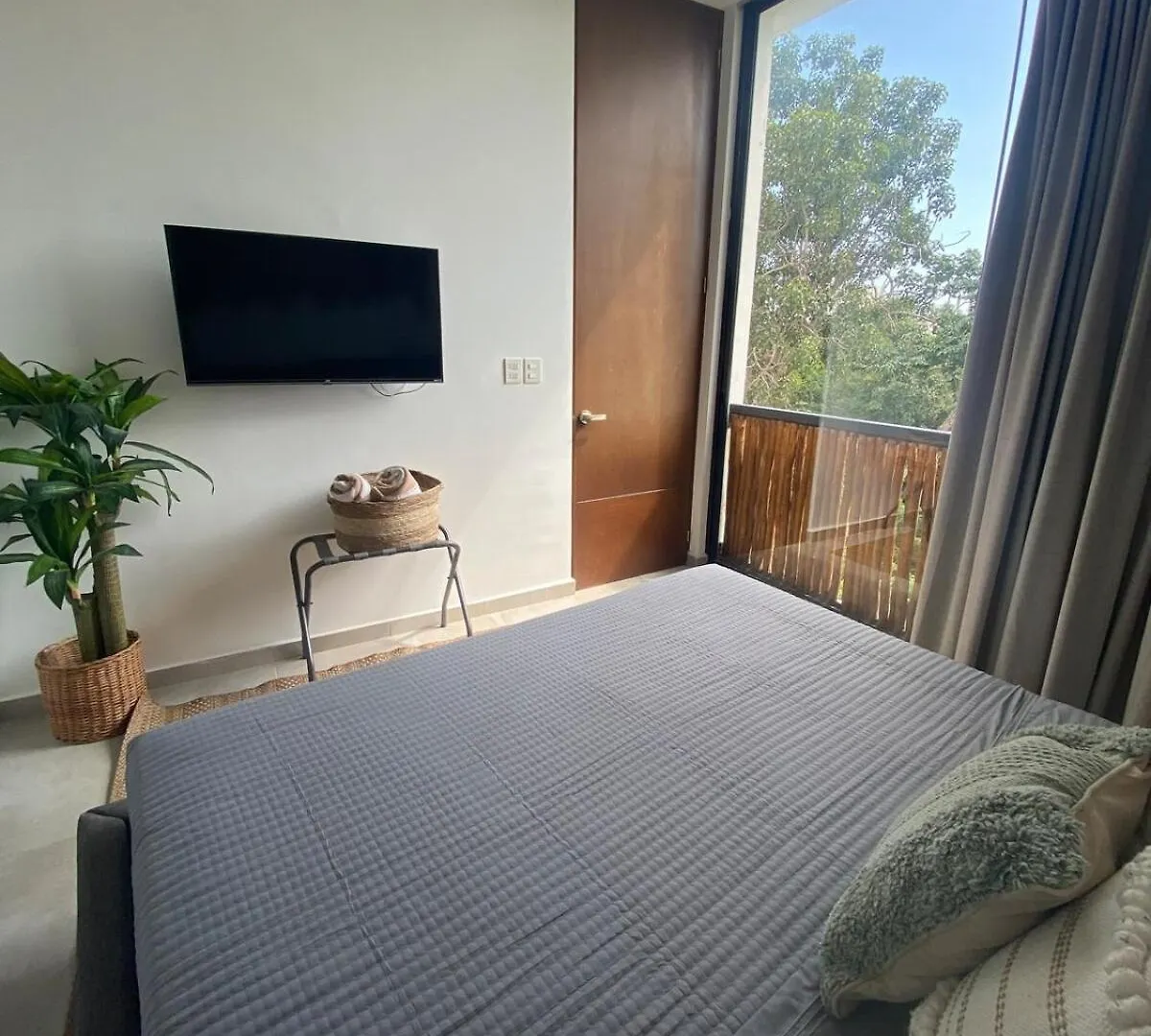 3 Bedroom Jungle Apartment - Private Pool - La Veleta Tulum